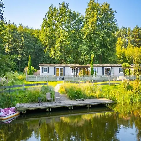 Дом отдыха No 4a With Private Jacuzzi